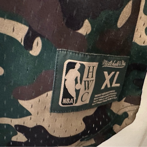 Men’s Mitchell & Ness Philadelphia 76ers Camo Mesh Jersey Shirt XL NBA - Picture 5 of 6
